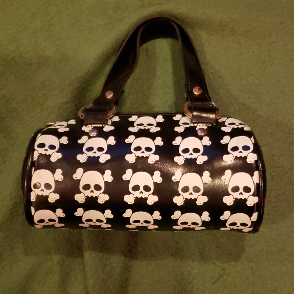 Skully design purse